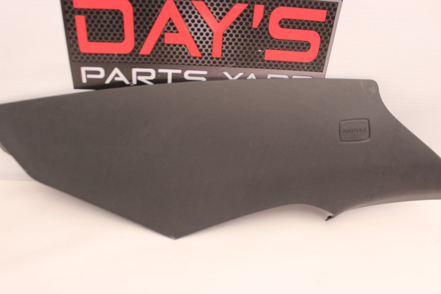 2009 Pontiac G8 Left Rear C Pillar Cover Panel OEM - Day's Parts Yard