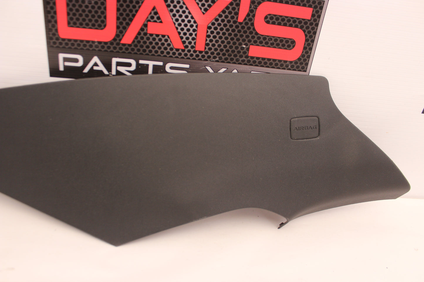 2009 Pontiac G8 Left Rear C Pillar Cover Panel OEM - Day's Parts Yard