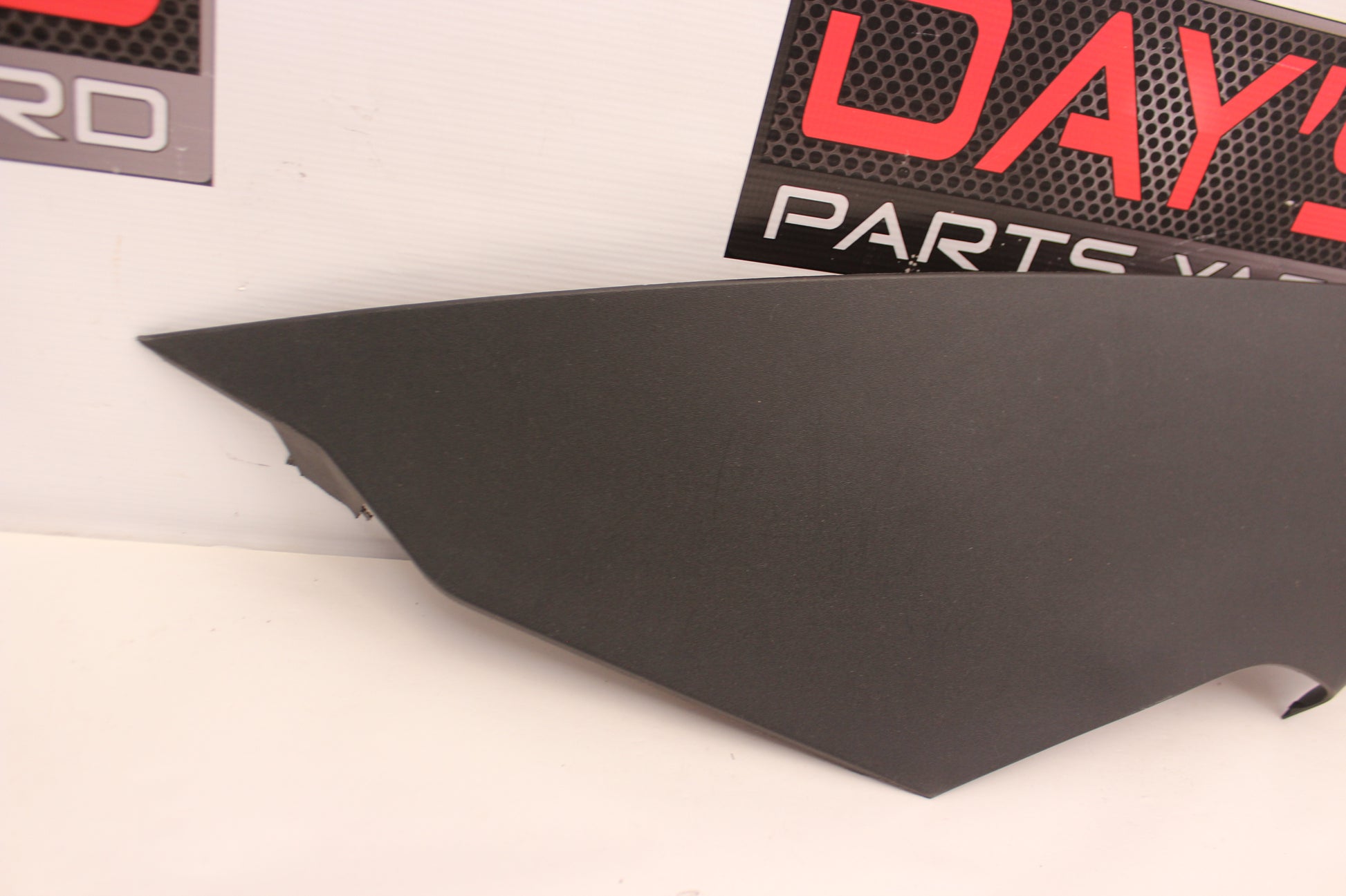 2009 Pontiac G8 Left Rear C Pillar Cover Panel OEM - Day's Parts Yard