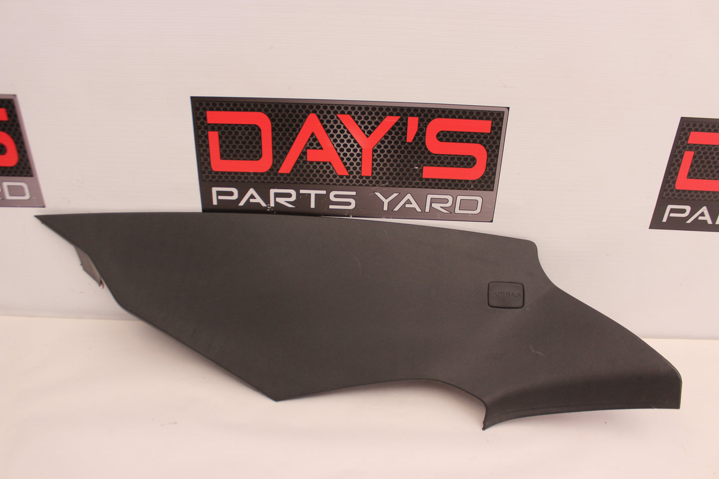 2009 Pontiac G8 Left Rear C Pillar Cover Panel OEM - Day's Parts Yard