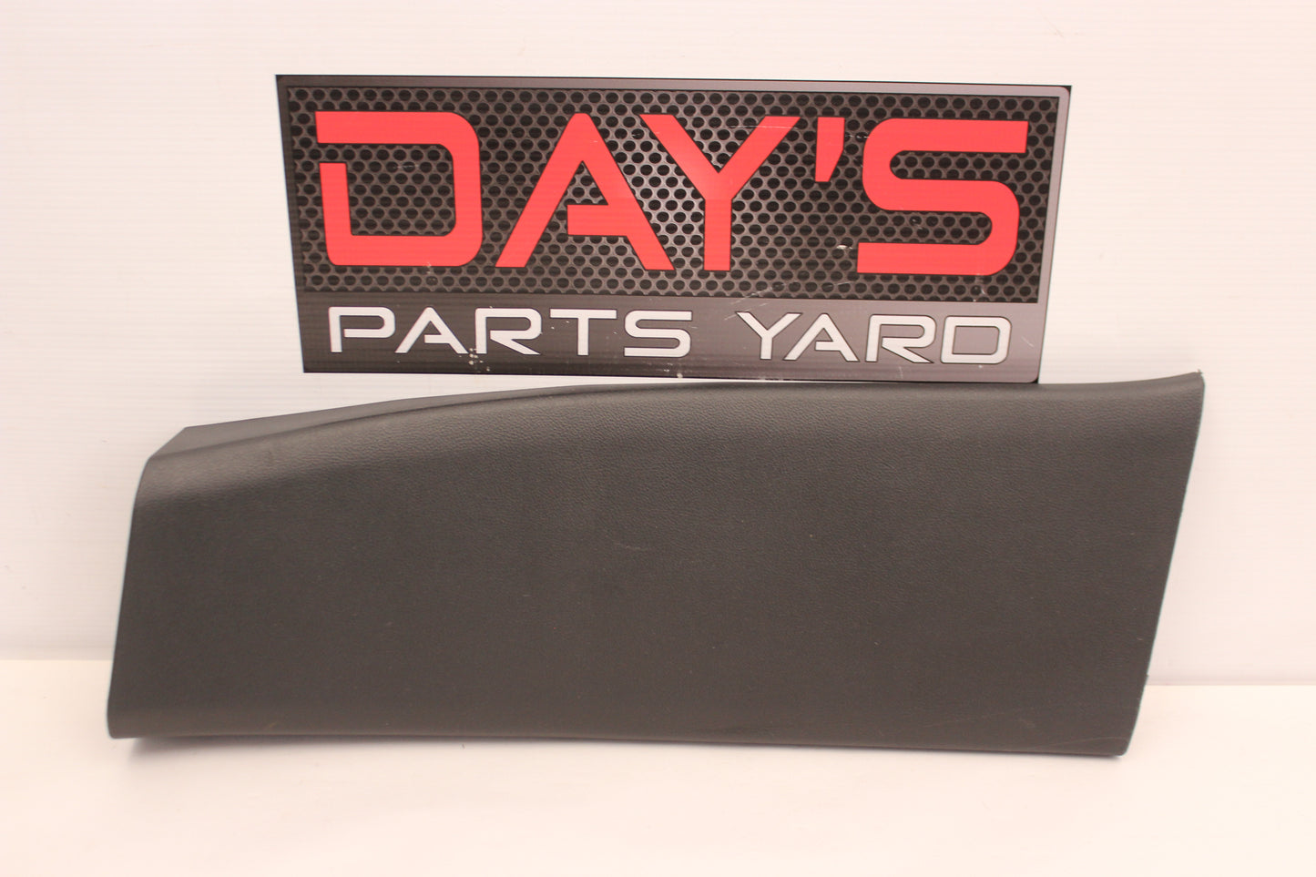 2009 Pontiac G8 LH Driver Lower Interior B Pillar Trim Molding Cover OEM - Day's Parts Yard
