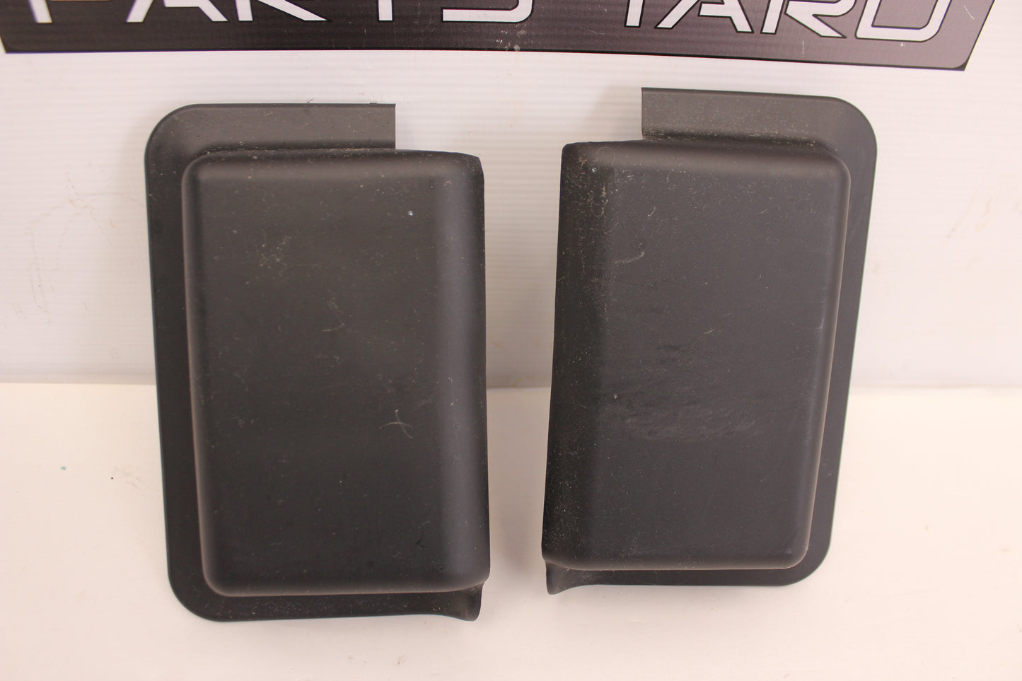 2014 Chevy SS Sedan RH & LH Seat Plug Connector Wire Covers 92292421 92292423 OEM - Day's Parts Yard