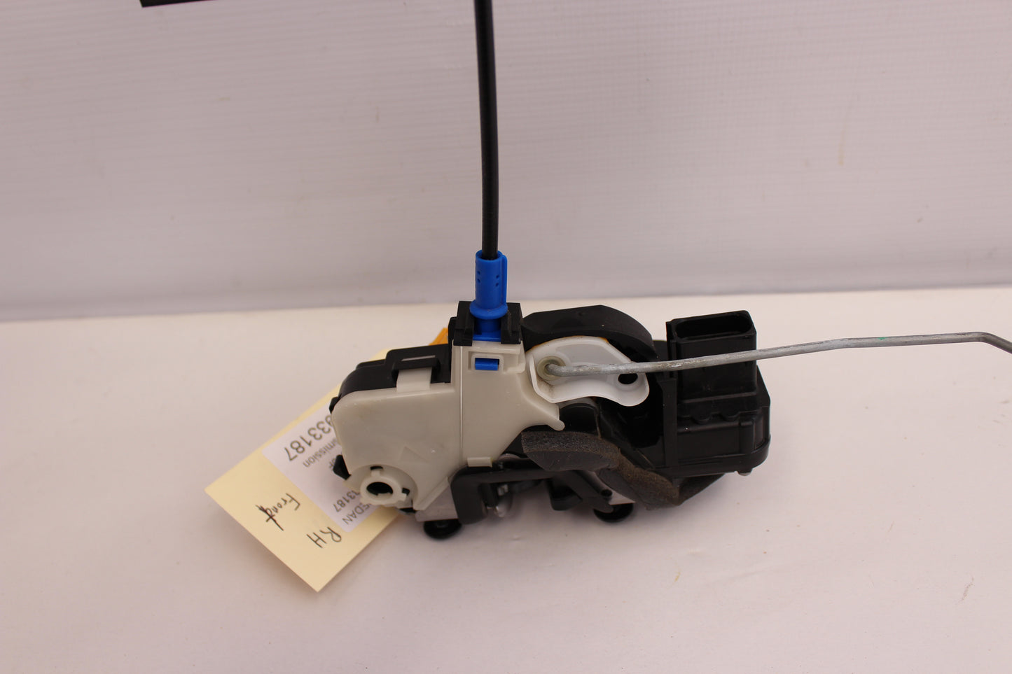 2014 Chevy SS Sedan Front RH Passenger Door Lock Actuator 13579523 OEM - Day's Parts Yard