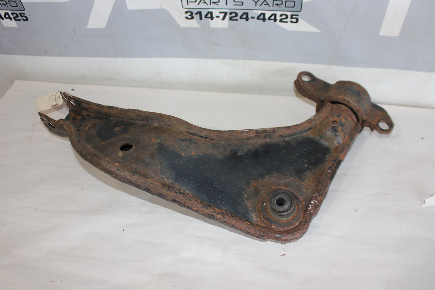 2009 Pontiac G8 GT Rear LH Driver Upper Control Arm OEM - Day's Parts Yard