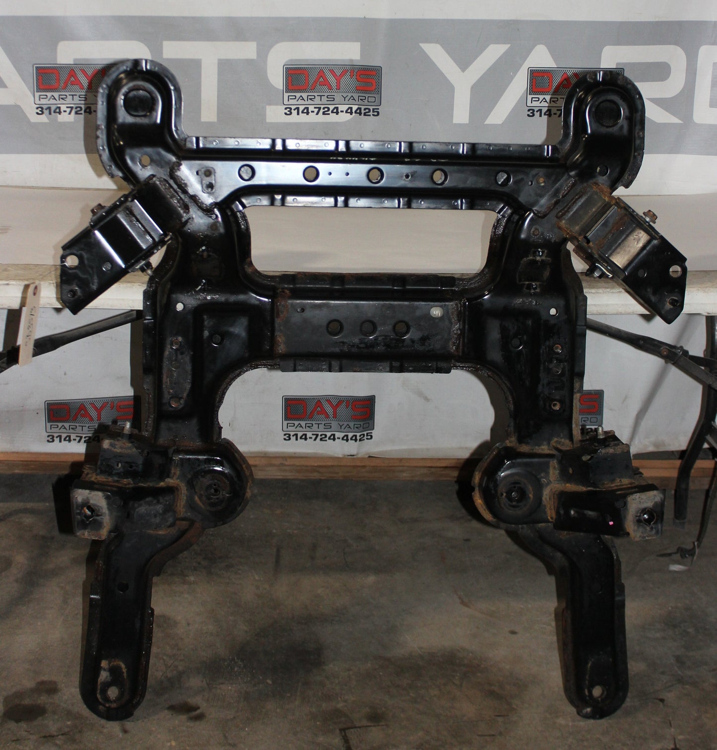 2009 Pontiac G8 GT Front Cradle Cross K Member Sub Frame OEM - Day's Parts Yard
