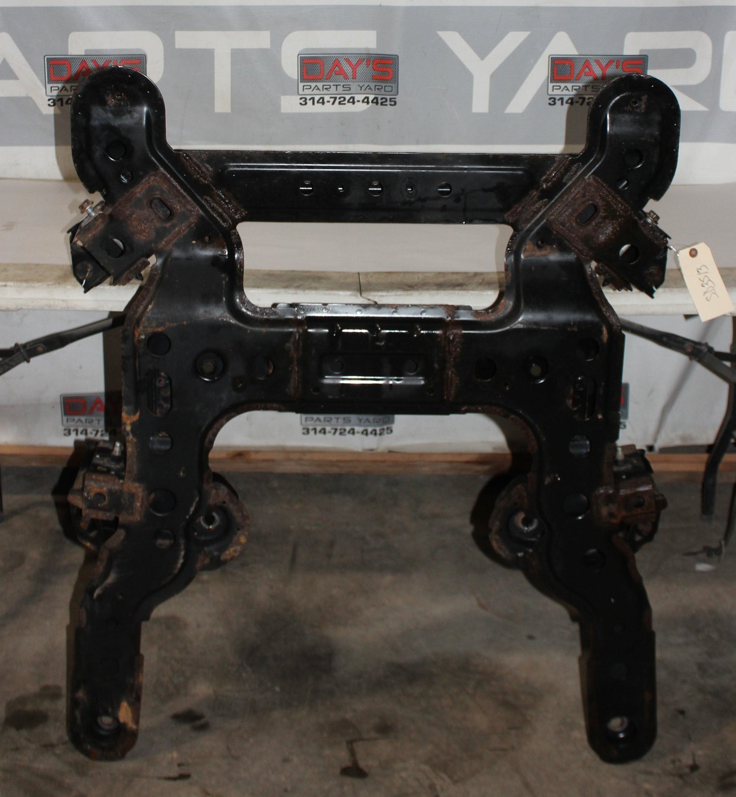 2009 Pontiac G8 GT Front Cradle Cross K Member Sub Frame OEM - Day's Parts Yard