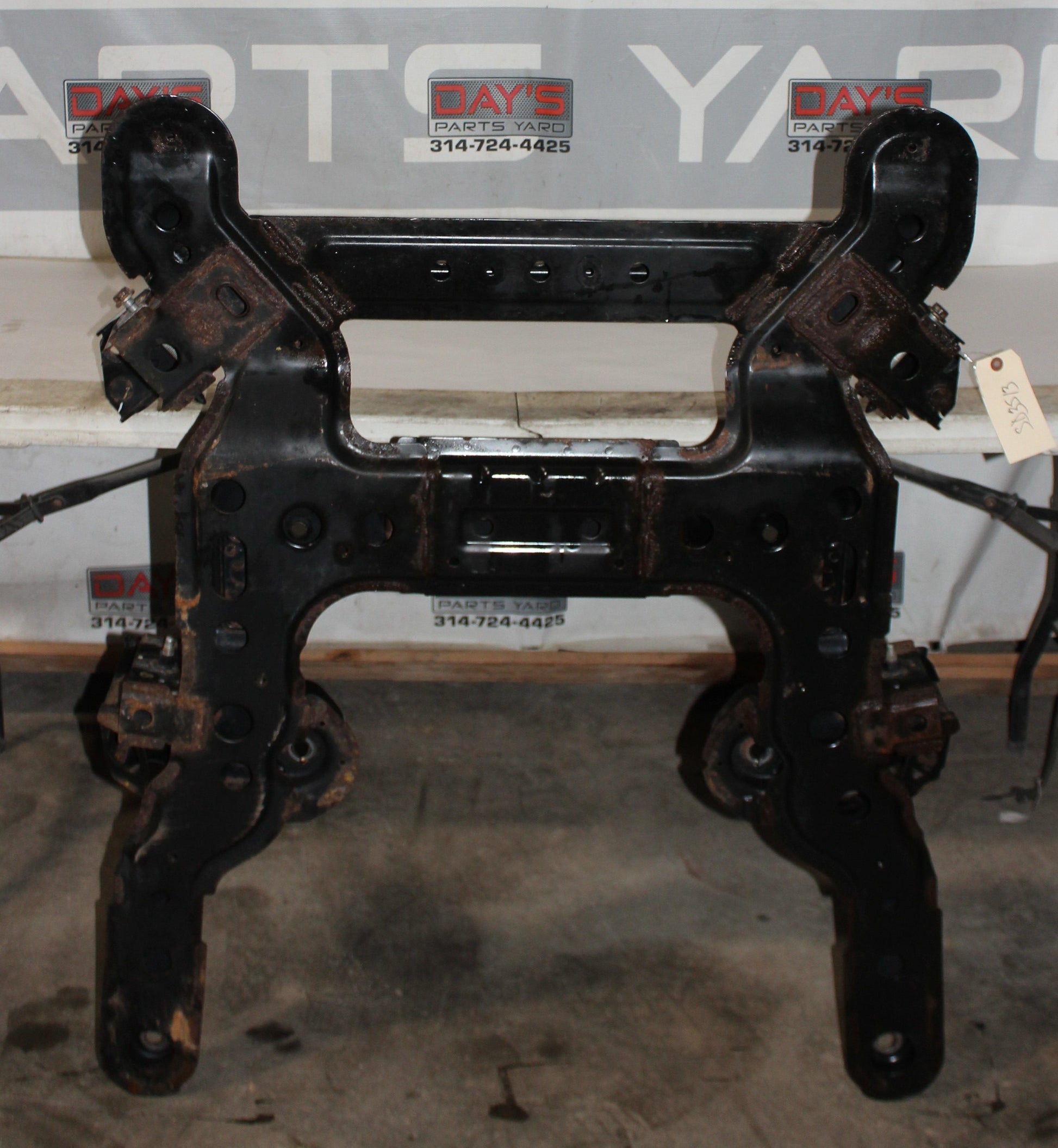 2009 Pontiac G8 GT Front Cradle Cross K Member Sub Frame OEM - Day's Parts Yard
