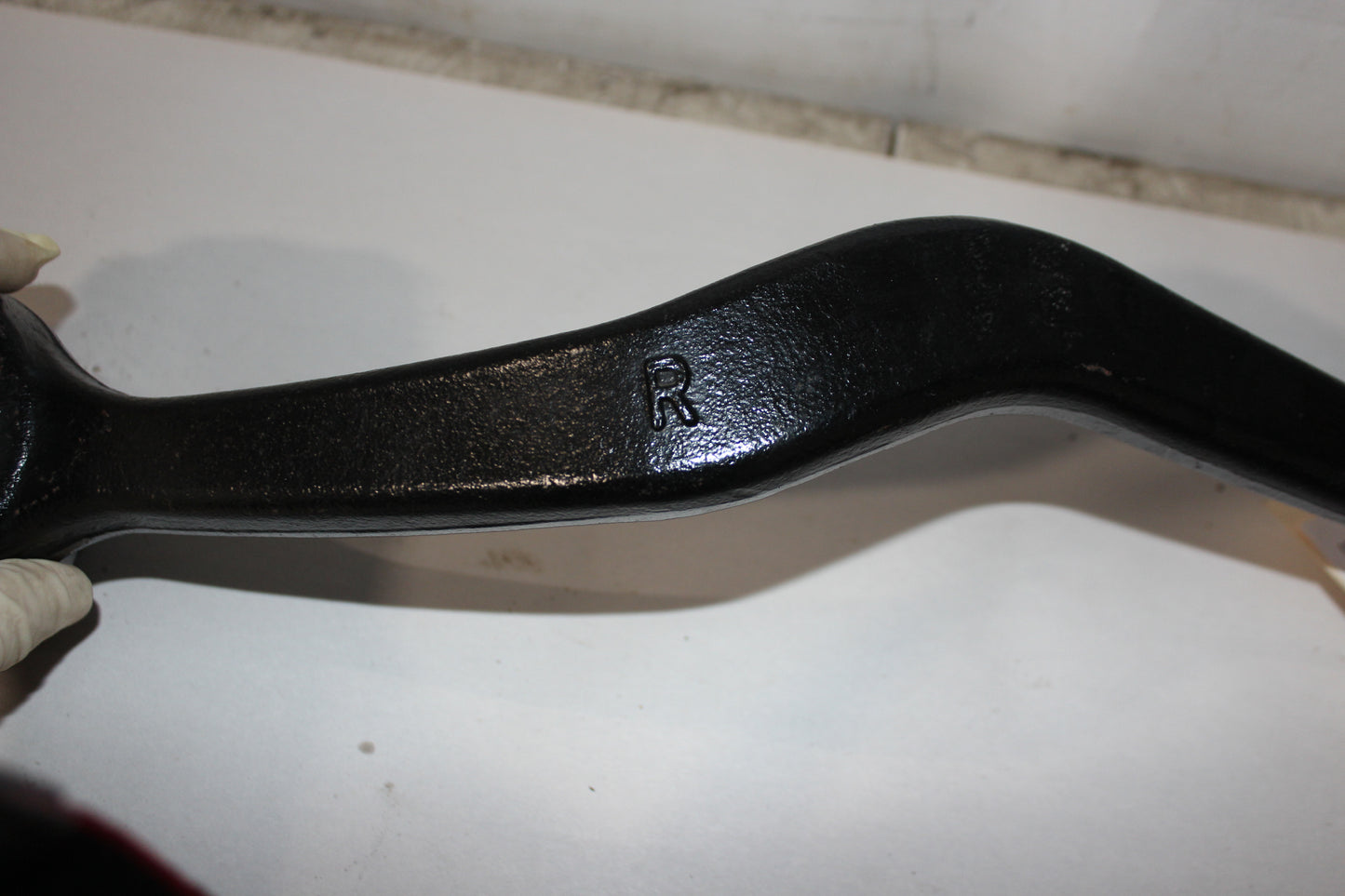 2009 Pontiac G8 GT Front RH Passenger Lower Control Arm OEM - Day's Parts Yard