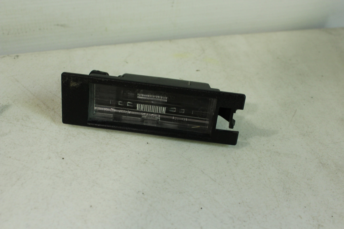 2020 Chevy Camaro SS License Plate Tag Lights Set OEM - Day's Parts Yard