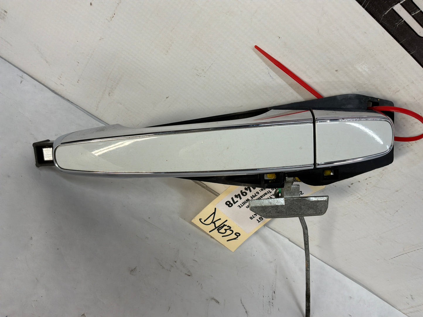 2008 Pontiac G8 GT RH Passenger Rear Exterior Door Handle OEM