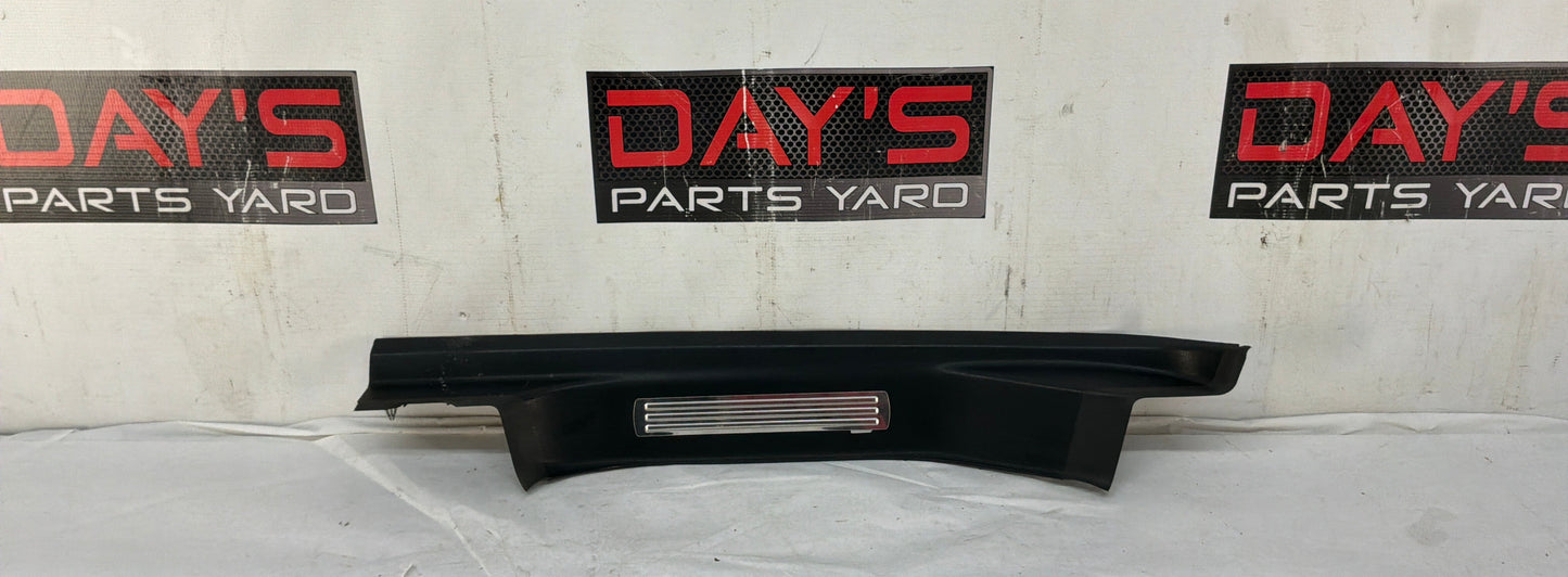2008 Pontiac G8 GT RH Passenger Rear Door Trim Sill Scuff Kick Panel OEM