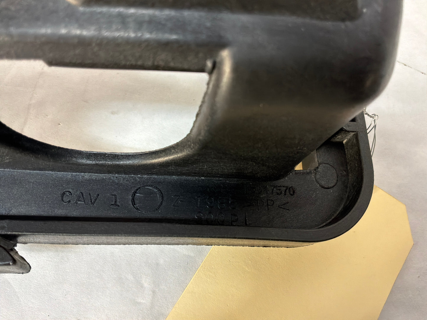 2002 Cadillac Escalade EXT ECM Bracket OEM