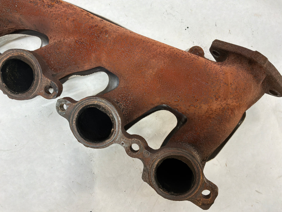 2015 Chevy Camaro SS 1LE RH & LH Factory Exhaust Manifolds OEM