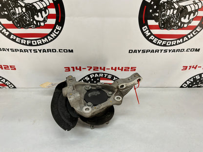 2016 Cadillac CTS-V Front RH Passenger Spindle Knuckle Hub OEM