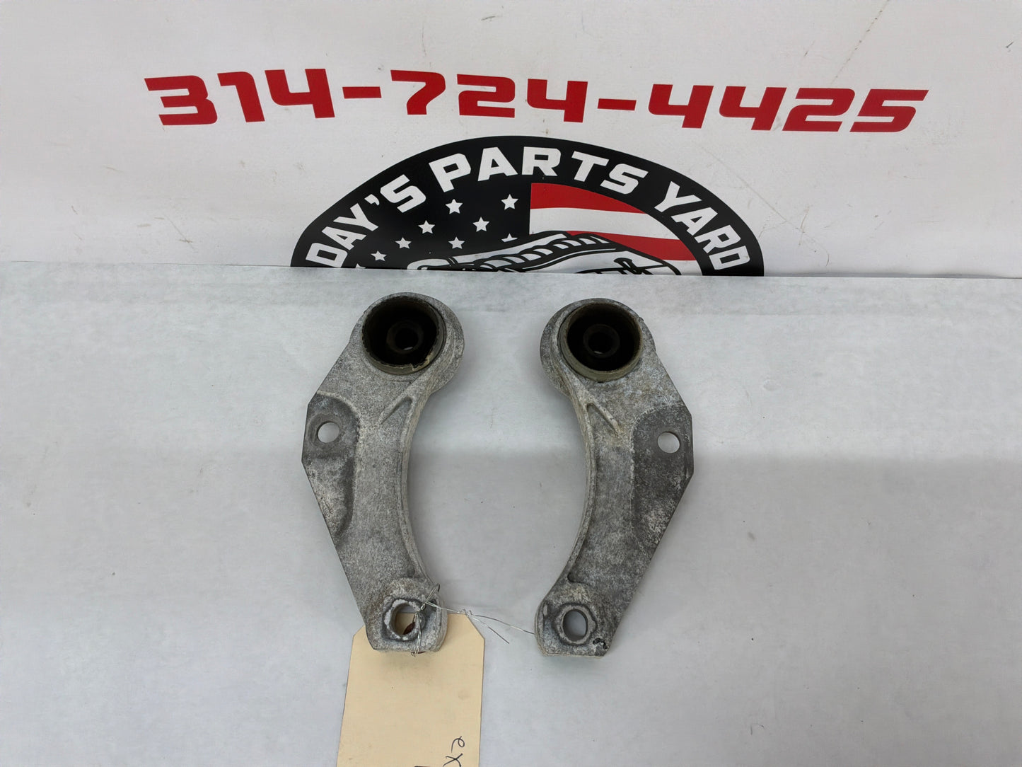 2016 Cadillac CTS-V Exhaust Hanger Bracket Set OEM