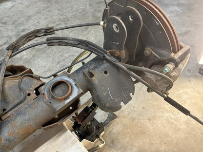 2012 Chevy Avalanche 3.42 LSD Rear End Axle Carrier Rearend Differential OEM