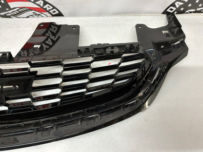 2017 Chevy SS Sedan Front Bumper Upper Grille OEM