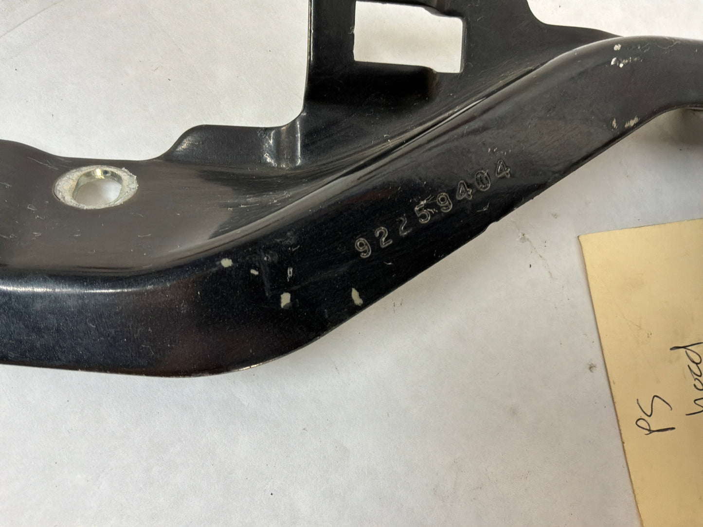 Hood hinges - Day's Parts Yard