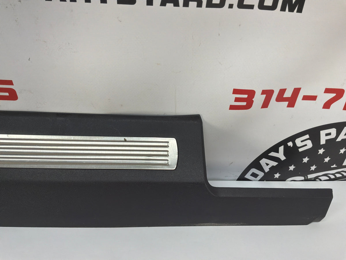2014 Chevy SS Sedan RH Passenger Front Door Scuff Sill Plate Panel Trim OEM