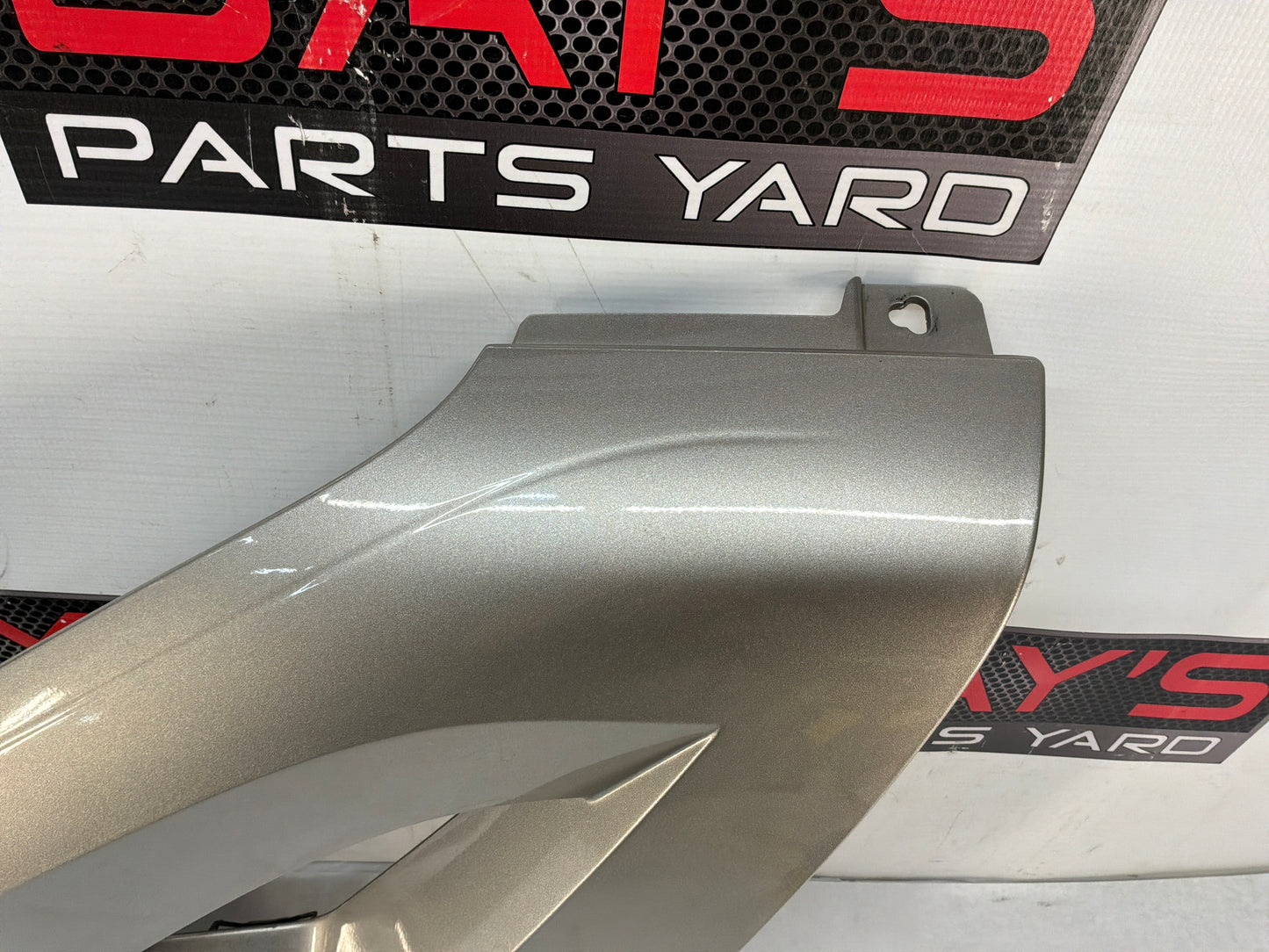 2002 Cadillac Escalade EXT RH Passenger Outer Trim Panel Sail Cladding OEM