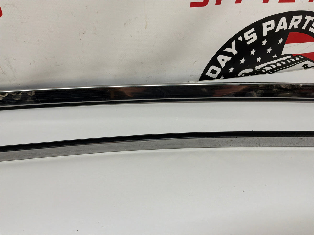 2014 Chevy SS Sedan RH & LH Door Opening Roof Top Frame Reveal Trim Molding OEM
