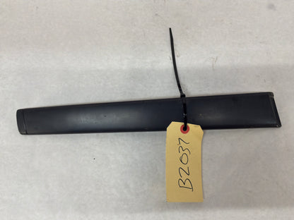 2006 Pontiac GTO LH Driver Exterior B Pillar Window Trim Applique Cover OEM