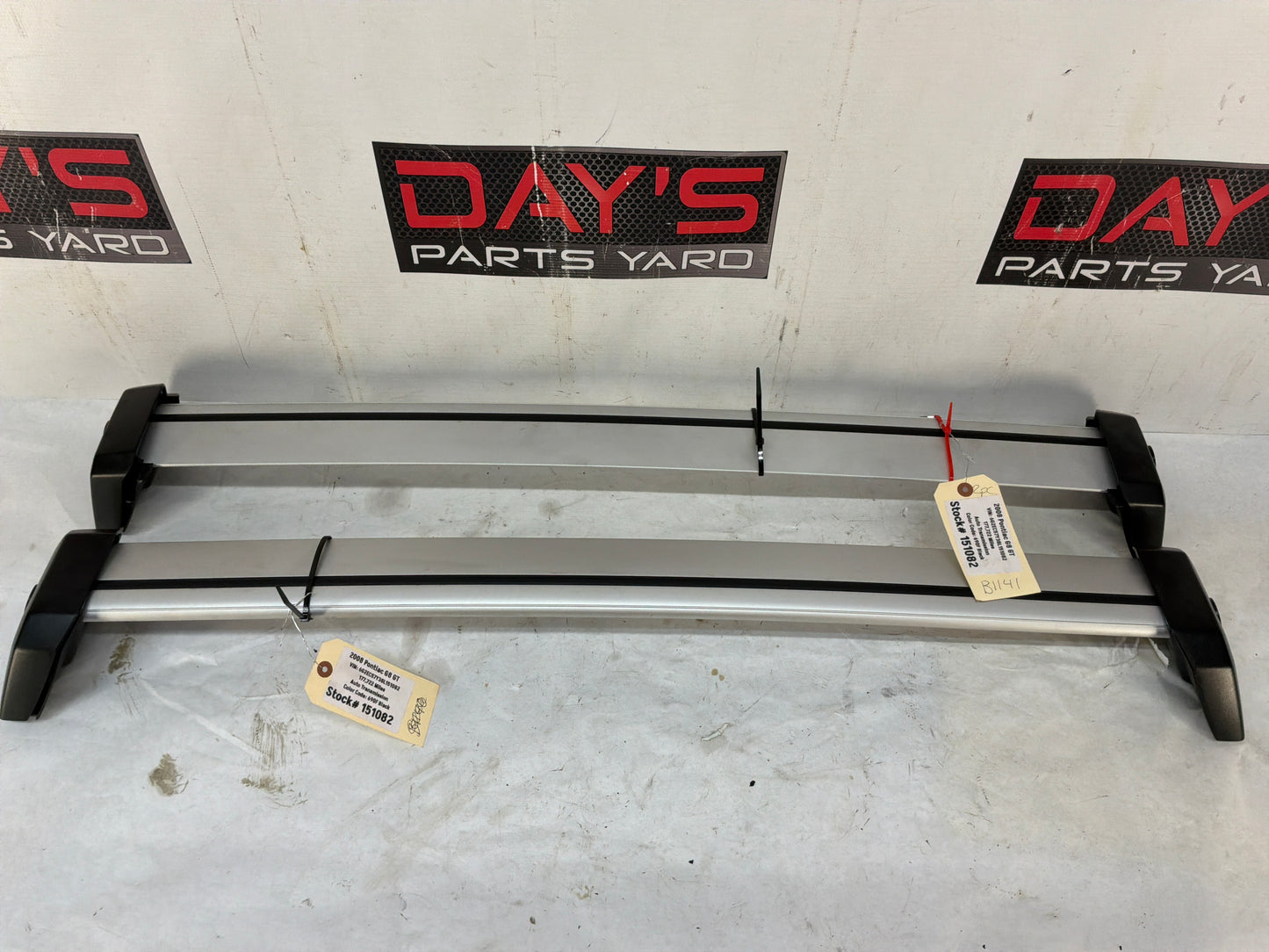 2008-09 Pontiac G8 GT 2014-17 Chevy SS Sedan Holden Roof Cross Rail Rack OEM