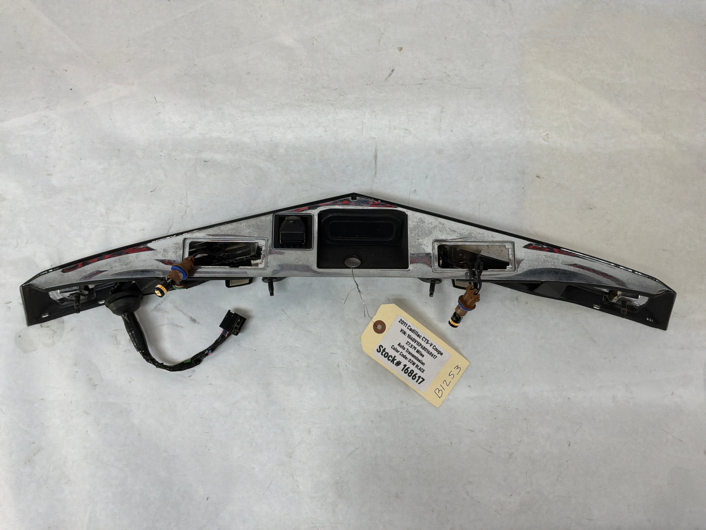 2011 Cadillac CTS-V Coupe Trunk Deck Lid Applique Insert Molding Trim Camera OEM