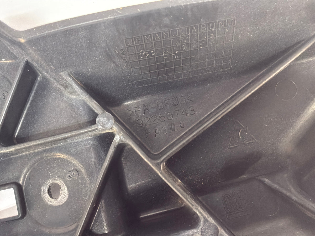 2014 Chevrolet SS Sedan LH Driver Fender Fascia Bumper Bracket Guide OEM