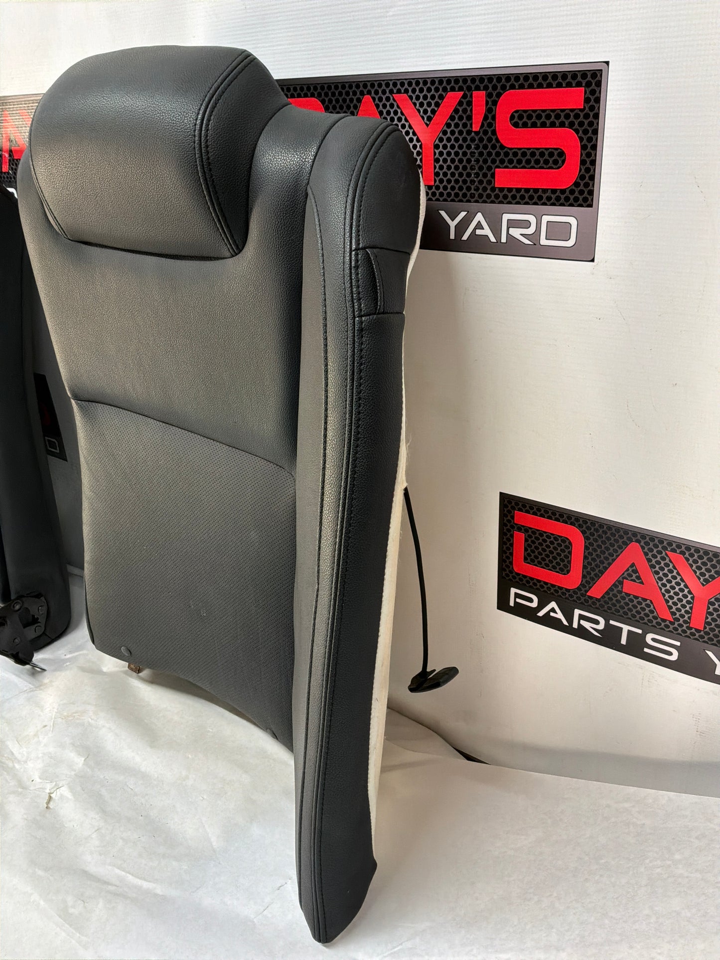2008 Pontiac G8 GT Seats Fronts and Rears Black Leather OEM