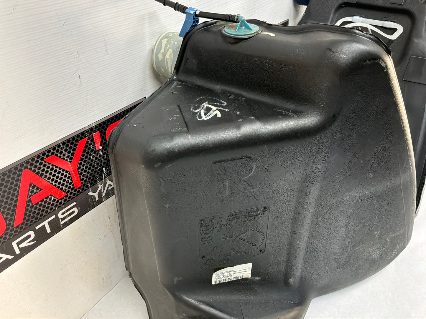 1999 Chevy C5 Corvette Fuel Gas Saddle Tanks OEM