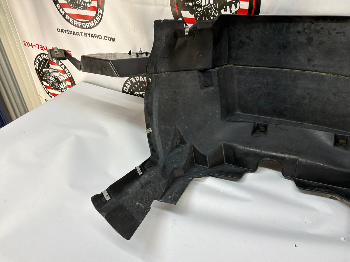 2002 Chevy C5 Corvette Corvette RH Passenger Composite Inner Fender Liner Wheel House Well OEM