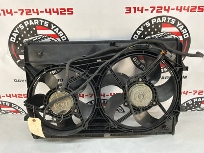 2005 Pontiac GTO Dual Electric Radiator Cooling Fans Shroud Assembly OEM