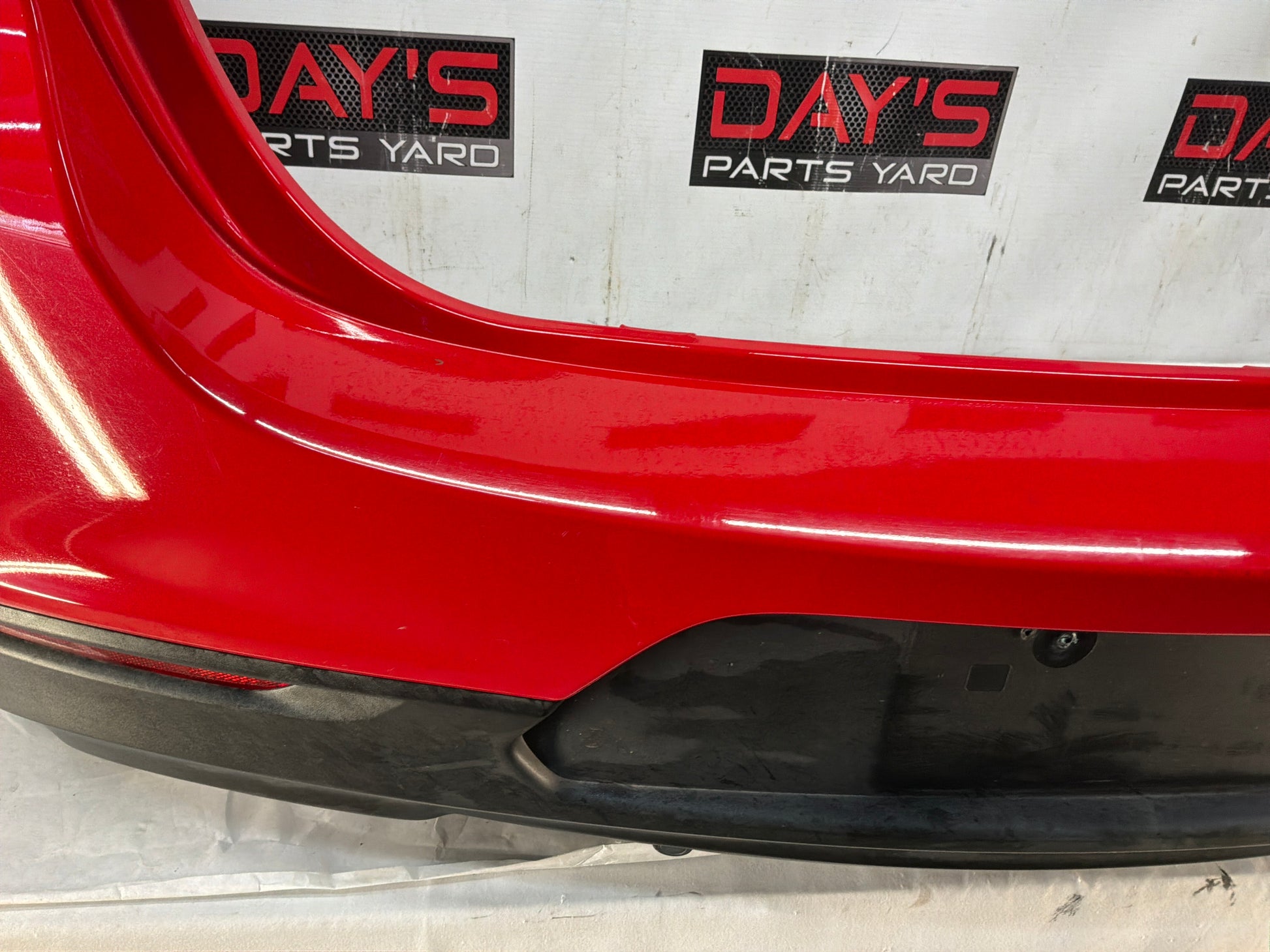 Rear bumper - Day's Parts Yard