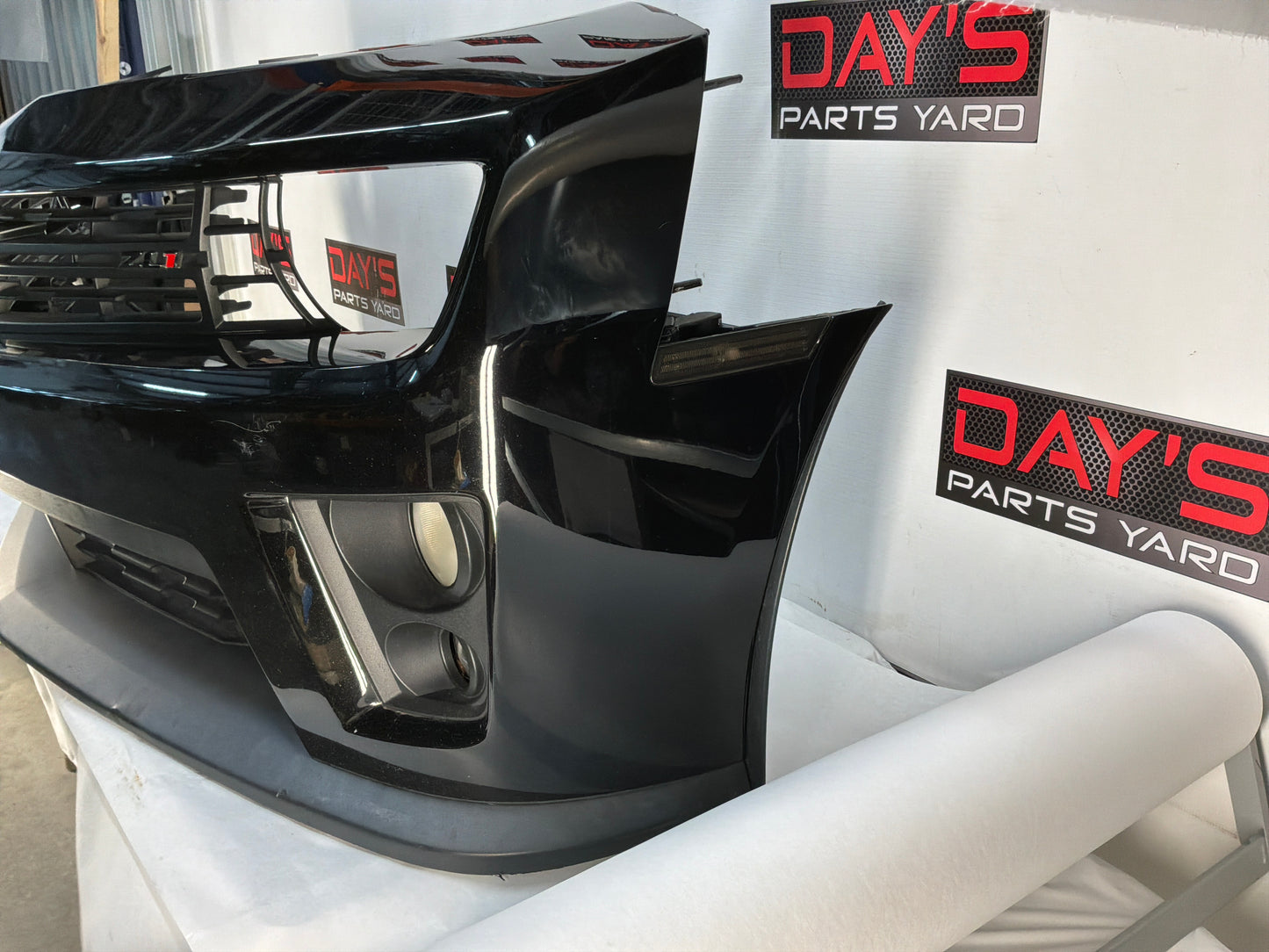 2014 Chevy Camaro ZL1 Front Bumper Cover Fascia Assembly Black OEM