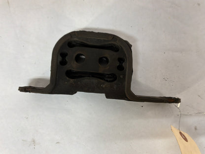 2011 Chevy Caprice PPV Exhaust Muffler Hanger Bracket Mount Bushing OEM