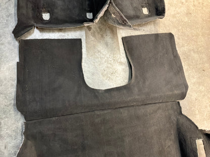 Complete floor carpet - Day's Parts Yard
