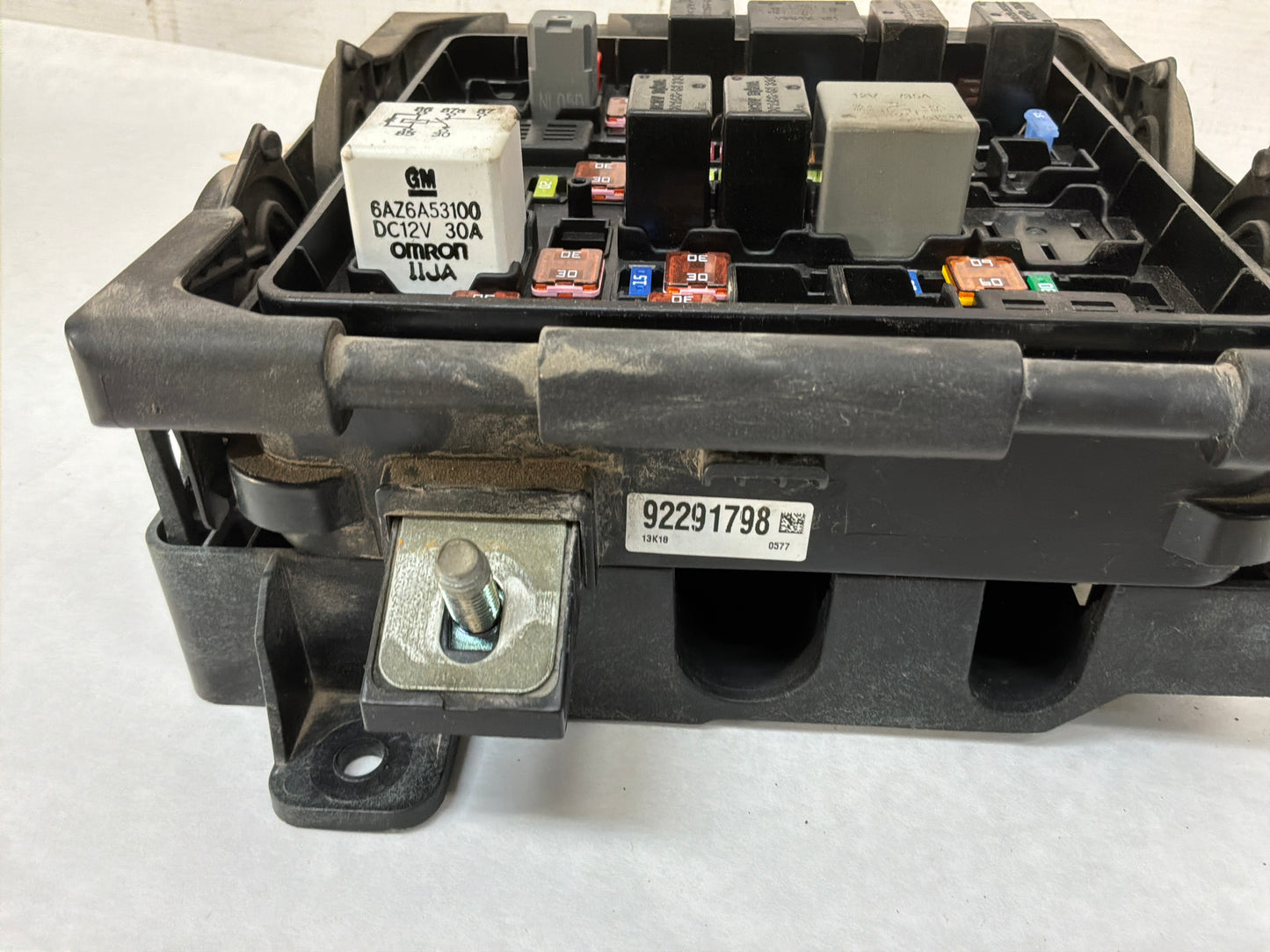 Fuse box - Day's Parts Yard