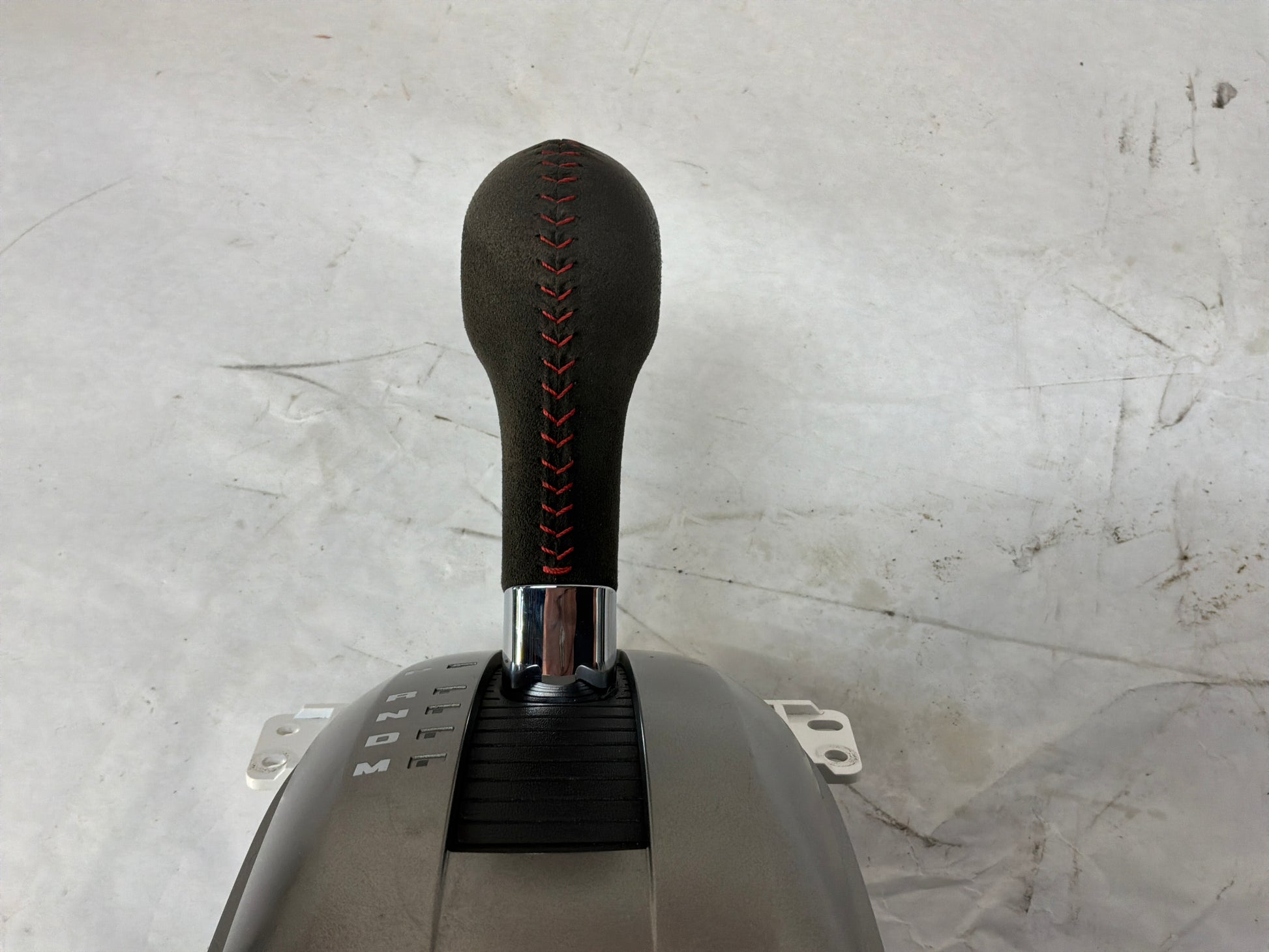 Center console w shifter - Day's Parts Yard