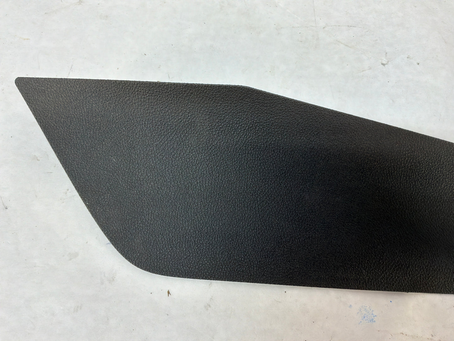 2015 Chevy SS Sedan RH & LH Center Console Side Trim Extension Panel Moldings OEM