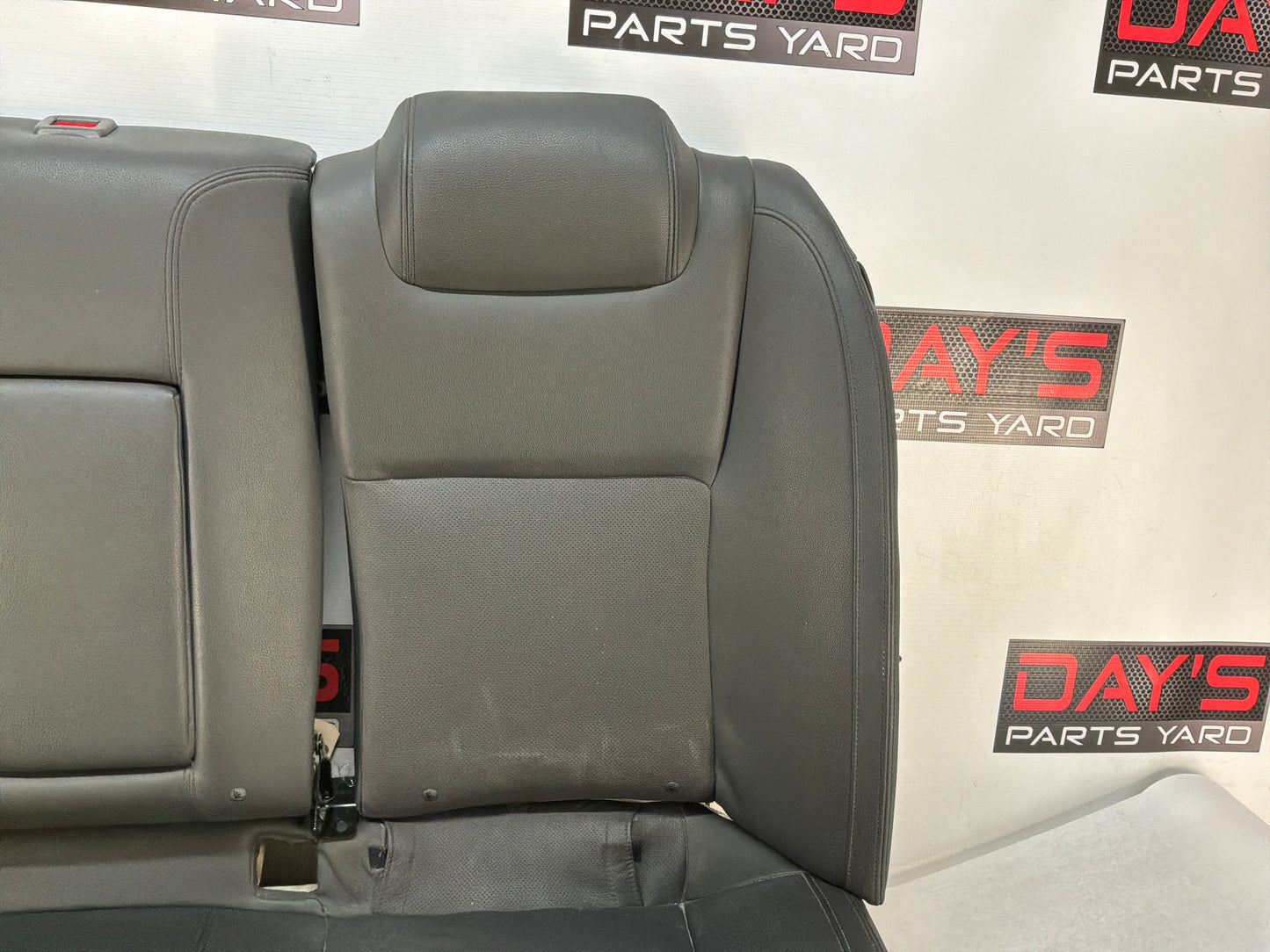 Seats - Day's Parts Yard