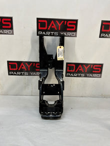 Center console - Day's Parts Yard