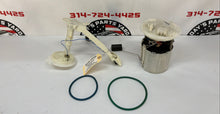 2015 Chevrolet Camaro SS 1LE Fuel Gas Pump Level Transfer Sending Unit Assembly OEM