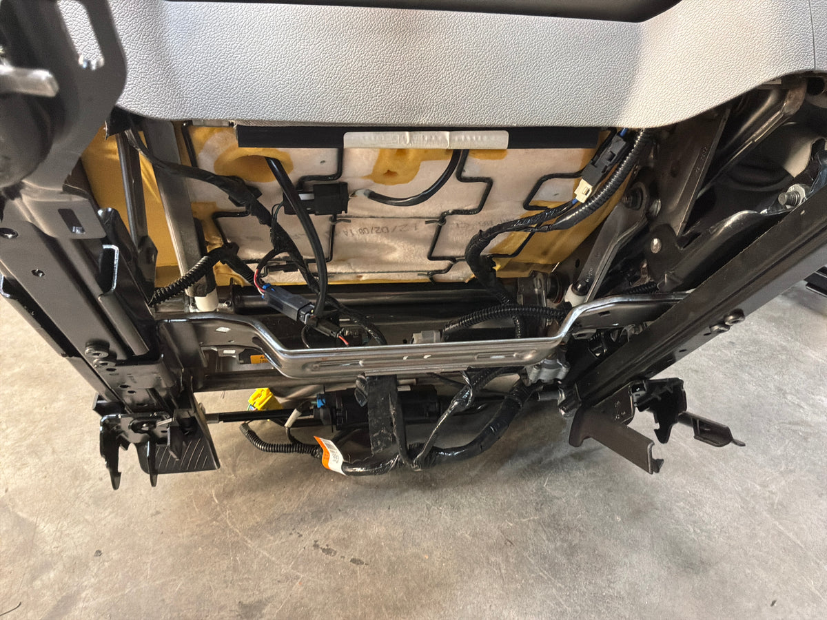 2009 Cadillac CTS-V Seats Fronts and Rears Leather and Suede OEM Titanium