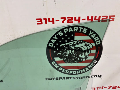 2014 Chevy SS Sedan RH Passenger Front Door Window Glass OEM