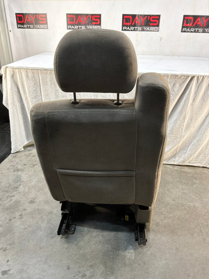 Front seats - Day's Parts Yard