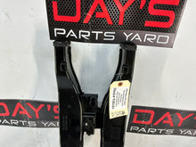 Center console - Day's Parts Yard