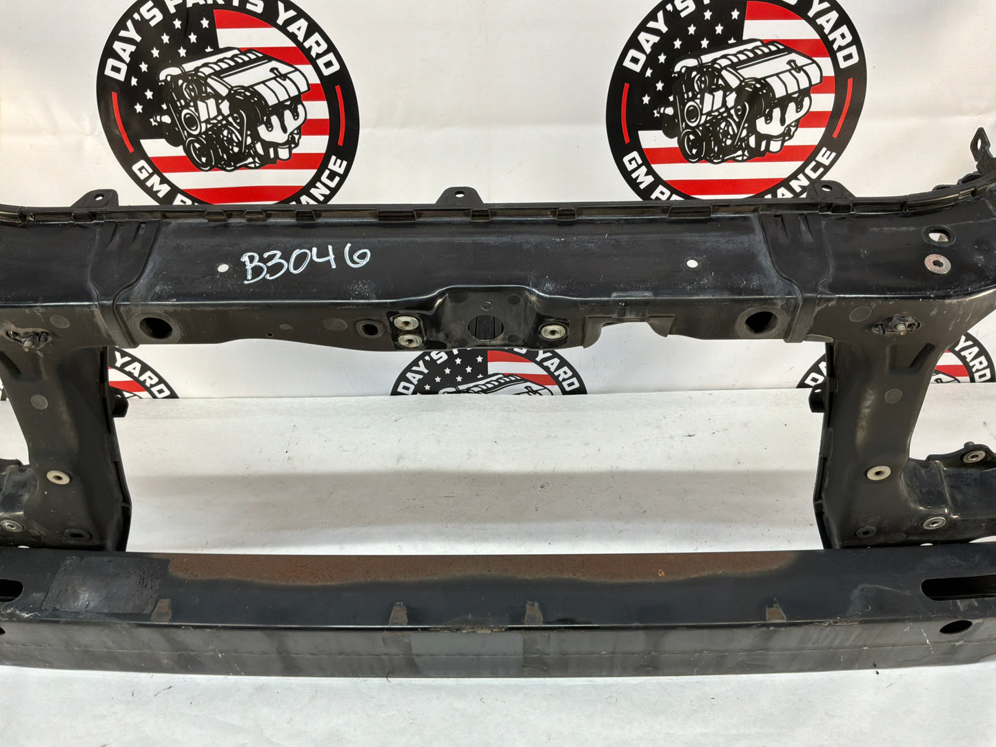2008 Pontiac G8 Base Radiator Core Support Front End Bracket Carrier OEM
