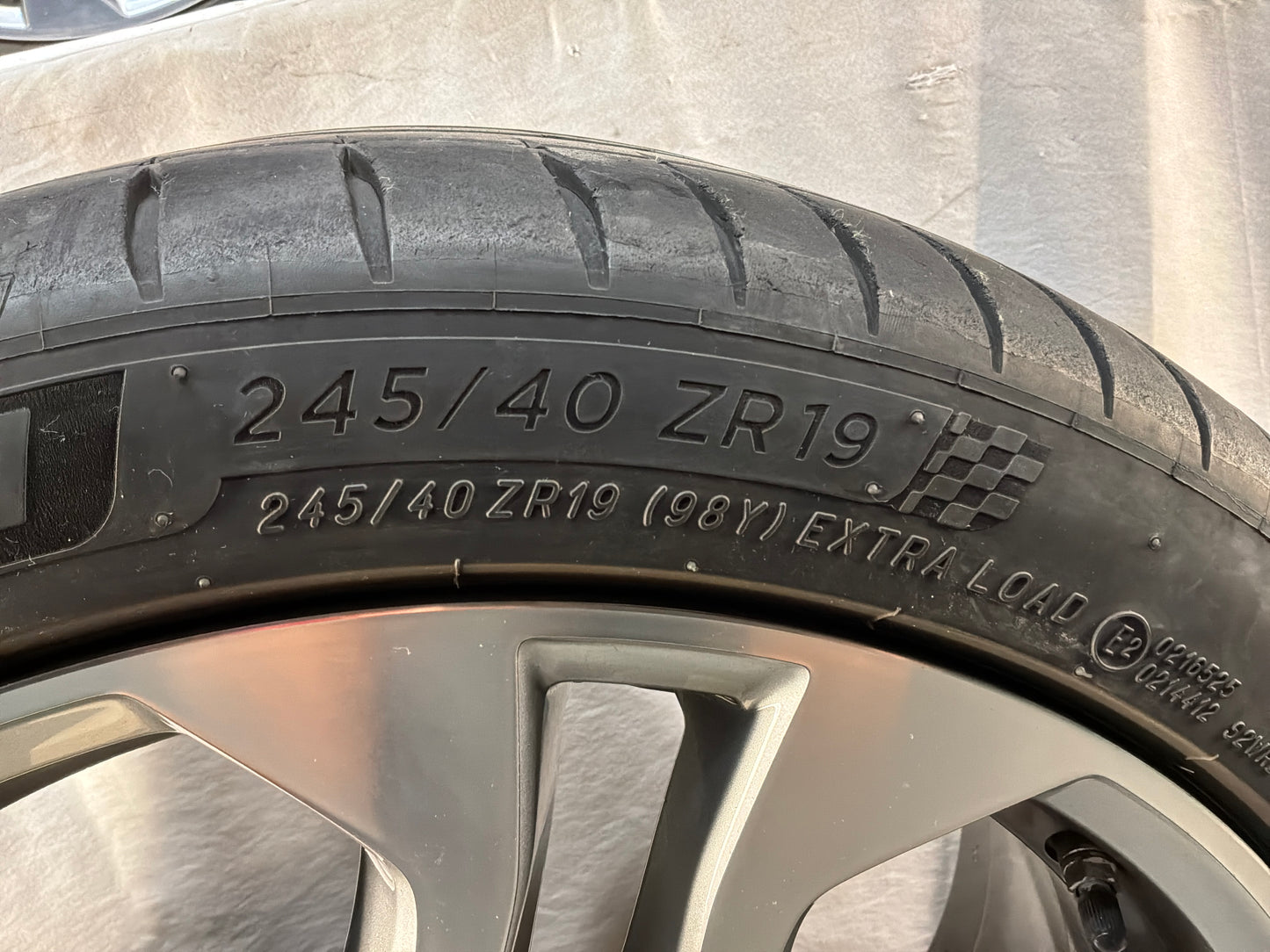 2017 Chevrolet SS Sedan Wheels and Tires OEM