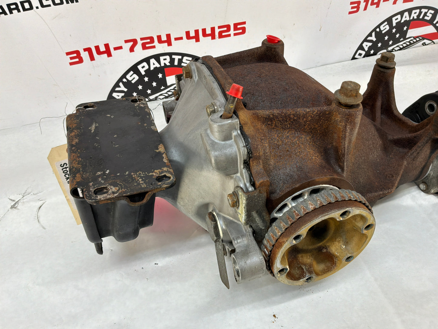 2005 Pontiac GTO Rear End Rearend Carrier Axle Differential 3.46 LSD OEM
